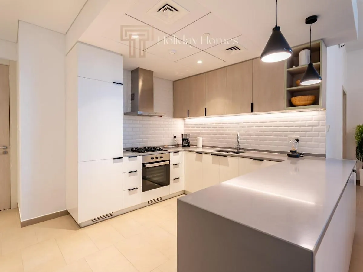 Apartment Fully Furnished Elegant 2 Bedroom Apartment-Jvc Dubai